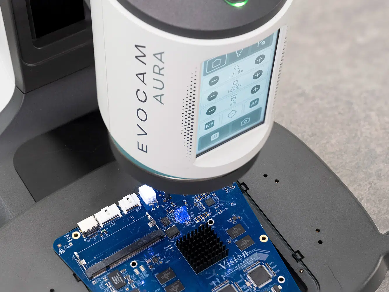 AURA-Touch-UV-1333×1000 EVO Cam AURA Touch (UV 라이트 포함)
